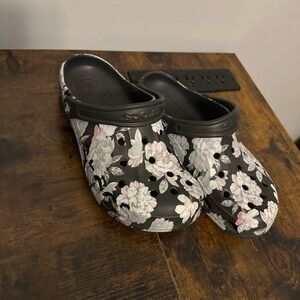 Black and Pink Floral Mules with Raised Heel